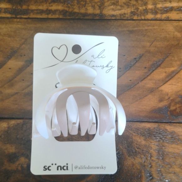 5/20$ - Picture 1 of 1